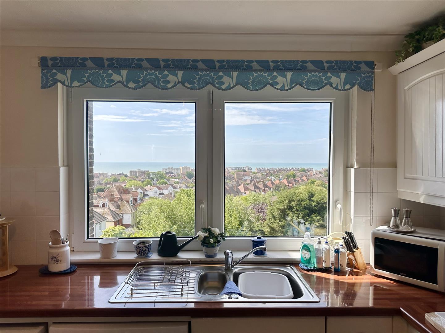 De La Warr Road, Bexhill-On-Sea